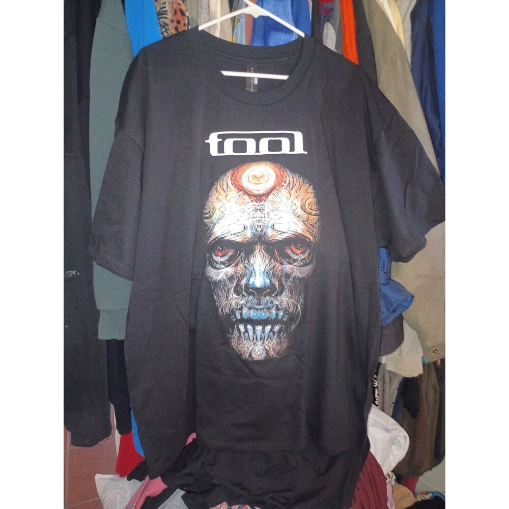 Tool lateralus 2001 Short Sleeve Graphic Band T Shirt Men's size xs